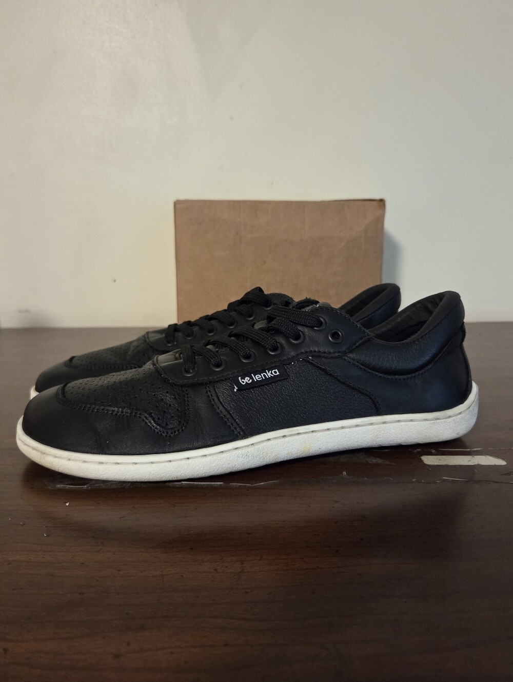 Be Lenka Champ 3.0 Black Leather Barefoot Sneakers Men's Size 8 Minimalist